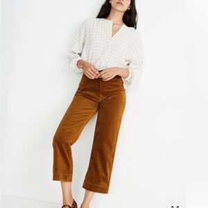 Wide leg cropped corduroy pants in gold